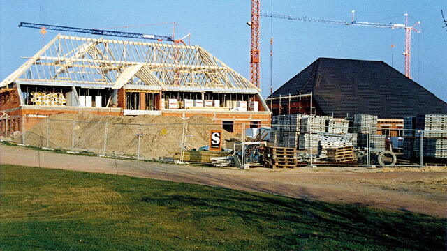 1996 Das Clubhaus noch im Rohbau